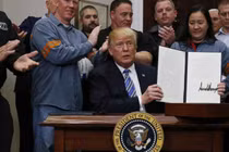 Mỹ áp thuế nhôm, thép: Phản ứng mạnh mẽ