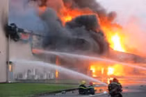  Cách thoát hiểm khi xảy ra cháy nổ