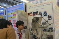 Máy phát điện bằng năng lượng mặt trời