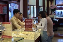 Đầu năm Hợi nói chuyện giữ vàng, gửi tiết kiệm, hay chọn đầu tư