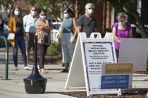 Tỉ lệ đi bầu cử ở Mỹ lập kỷ lục, cao chưa từng thấy