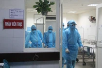 Một phụ nữ ở Đông Anh dương tính SARS-CoV-2 khi đến khám tại Bệnh viện Bắc Thăng Long