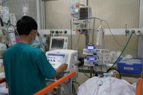 Bệnh viện Chợ Rẫy TPHCM: Phẫu thuật cứu bệnh nhân bị đâm xuyên ngực trái