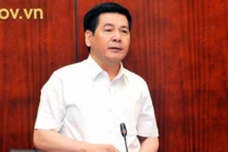 Nhiều cán bộ QLTT vừa bị khởi tố, Bộ trưởng Công thương nói gì?