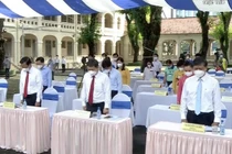 TP.HCM: Lễ khai giảng dành 1 phút mặc niệm người tử vong vì Covid-19