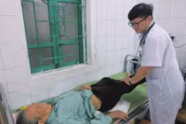 Thay khớp háng thành công cho cụ ông 96 tuổi 