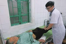 Thay khớp háng thành công cho cụ ông 96 tuổi 