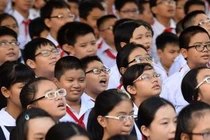 Chế độ dinh dưỡng phòng ngừa cận thị học đường