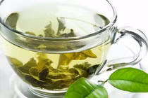 Dùng trà trị sỏi gan