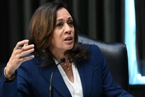 Trong 85 phút, một phụ nữ Mỹ gốc Á đã nắm quyền tổng thống Mỹ