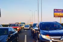 Ùn tắc trên cao tốc TPHCM - Long Thành - Dầu Giây, ngàn ô tô "đứng im"