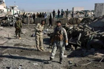 Dù Mỹ đã ký thỏa thuận ngừng bắn với Taliban, Afghnistan vẫn rung chuyển vì bom đạn