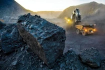 Loạt doanh nghiệp Việt tìm cách nâng nhập khẩu than từ Nam Phi