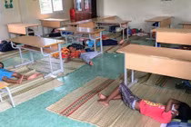 Cách ly trong đêm toàn bộ giáo viên và học sinh một trường tiểu học ở Ninh Thuận 