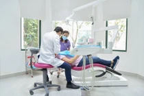 Viêm nha chu - thủ phạm khiến răng “rơi rụng” khi vẫn còn trẻ