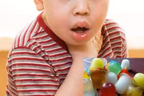 Thạch mềm vẫn gây hóc dị vật nguy hiểm