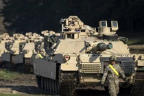  Danh sách vũ khí yêu cầu của Ukraine khiến Mỹ choáng váng