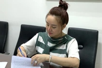 Đơn tố cáo bà Phương Hằng của ca sĩ Vy Oanh được phục hồi giải quyết