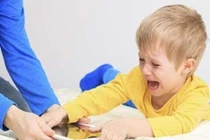 Tác hại khi trẻ “nghiện” điện thoại