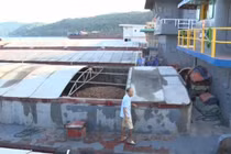 Doanh nghiệp 'mắc cạn' vì quy định vênh nhau?