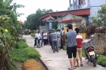 Con gái phát hiện bố gục trên vũng máu trong vườn ở Hải Dương