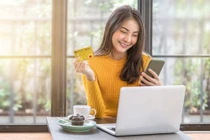 Siêu thẻ HDBank Petrolimex 4 trong 1 “gây sốt” khi hoàn 50% tiền xăng