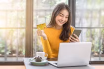 Siêu thẻ HDBank Petrolimex 4 trong 1 “gây sốt” khi hoàn 50% tiền xăng