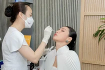 Minh Tú bị F0 lại tưởng nước hoa 15 triệu không có mùi