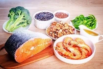 Người cường giáp không nên ăn nhiều thực phẩm chứa iot