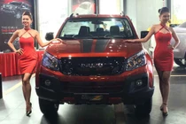 Nhiều hãng lại giảm giá, xe nhập dưới 9 chỗ “lao dốc”