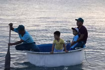 Trung Quốc hung hăng, coi thường dư luận quốc tế