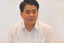 Chủ tịch Hà Nội: Hàng ăn, uống và xe công nghệ được hoạt động trở lại từ 0 giờ ngày 23-4