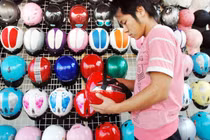 Nhận biết mũ bảo hiểm đạt chất lượng