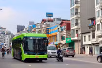Tuyến xe buýt điện E09 có lộ trình từ Khu đô thị Vinhomes Smart City - Đường Thanh Niên - Công viên nước Hồ Tây.