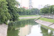 Thau rửa sông Tô Lịch: Chỉ hiệu quả khi sông đã được xử lý ô nhiễm triệt để