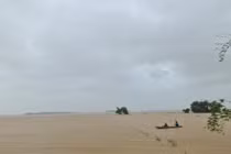 Mênh mông nước lũ