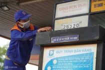 Thủ tướng Chính phủ yêu cầu khẩn trương điều chỉnh thuế bảo vệ môi trường xăng dầu.