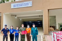 Riêng tại TPHCM, số sản phẩm TH đã trao tặng lực lượng tuyến đầu và người dân là gần 1 triệu ly sữa tươi và đồ uống tốt cho sức khỏe.