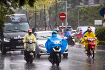 Ngày 15/4: Miền Bắc đón không khí lạnh, mưa giông cục bộ.