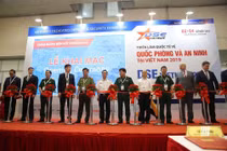 Vũ khí hiện đại trưng bày tại triển lãm Quốc phòng và An ninh 