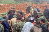 Tìm thấy 4 thi thể trong vụ sạt lở ở Sư đoàn 337