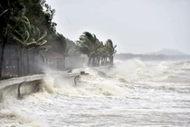 Bão biển có thể kéo dài đến 2 - 3 tuần