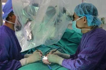 Bé trai nhập viện vì "cậu nhỏ" tím đen, buộc phải cắt bỏ do sự chủ quan của gia đình