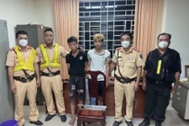 Hai đối tượng Tâm và Nhân tại cơ quan công an.