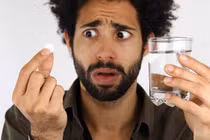 Thuốc kháng sinh ảnh hưởng tới tinh trùng như thế nào?