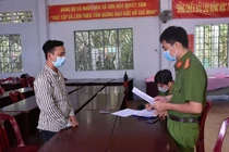 Hồ Trung Nhân bị khởi tố, bắt giam về hành vi lừa đảo chiếm đoạt tài sản.