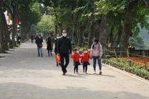 Đầu tuần miền Bắc hửng nắng, miền Trung mưa lớn nhiều nơi.