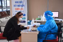 Bộ GTVT lại quyết định tiếp tục yêu cầu hành khách phải khai báo theo mẫu để lấy thông tin di chuyển của hành khách.