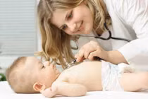 Con nhiễm trùng vú do mẹ tưởng u