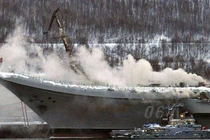 Hỏa hoạn bùng phát trên tàu sân bay duy nhất của Nga